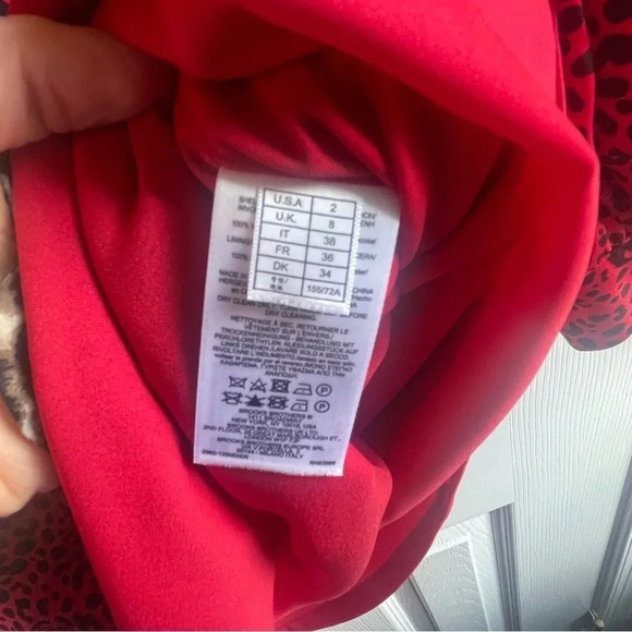 NWT Brooks Brothers Soft Satin Animal Print Dress, Size 2, Black Red w/ Pockets - Picture 7 of 16